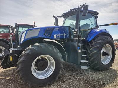 New Holland T8.435 Tractor