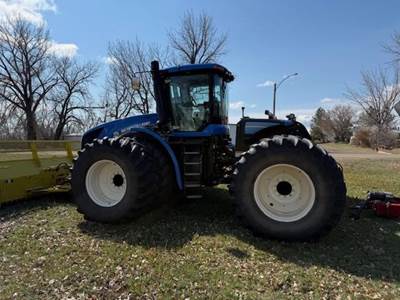 New Holland T9.505 Tractor