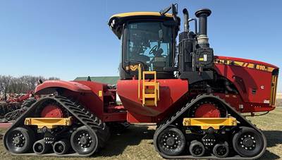 Versatile 610DT Tractor