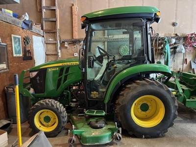 John Deere 3046R Tractor