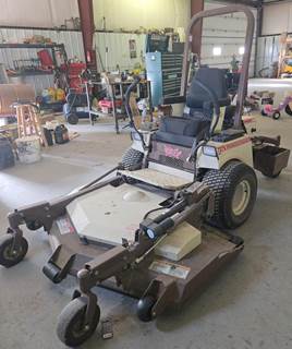Grasshopper 727EFI Zero Turn Mower