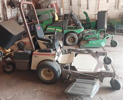 Grasshopper 729T6 Zero Turn Mower