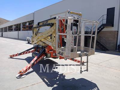 JLG X500AJ Boom Lift