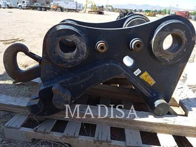 Caterpillar 255-7552 Coupler