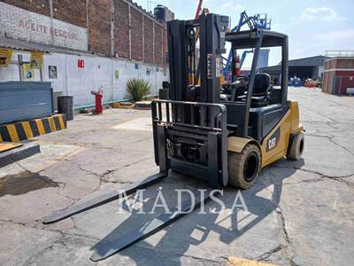 Caterpillar 2EP11000 Forklift