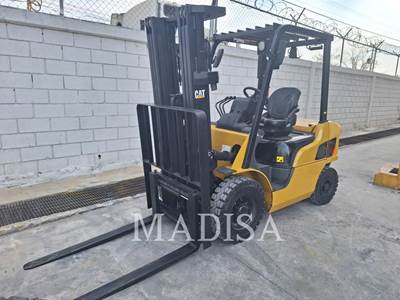 Caterpillar DP25NM5 Forklift