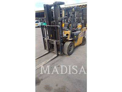Caterpillar DP30NM5-D Forklift