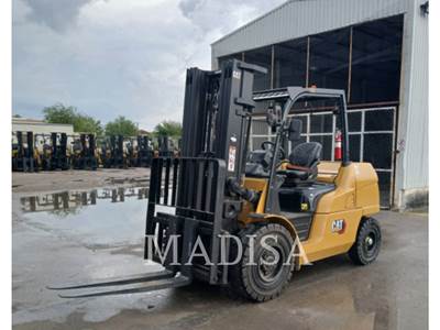 Caterpillar DP50CNM1 Forklift