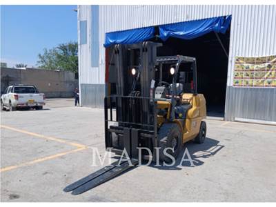 Caterpillar DP50CNM1 Forklift