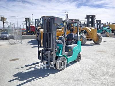 Caterpillar FG15N Forklift
