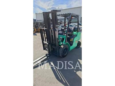 Caterpillar FG25N5 Forklift