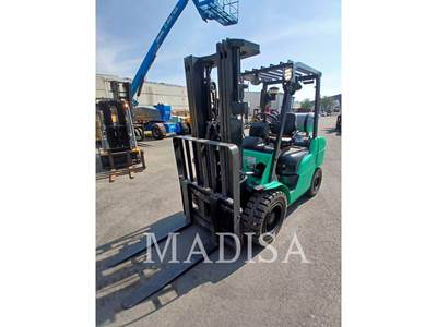 Caterpillar FG30N-LP Forklift