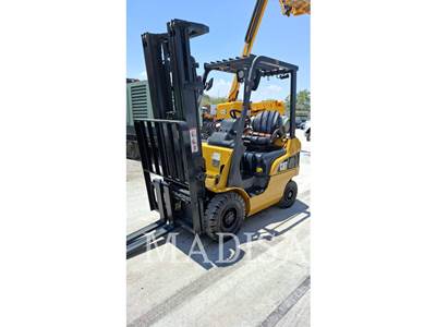 Caterpillar GP15N5 Forklift