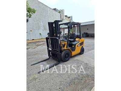 Caterpillar GP25N Forklift