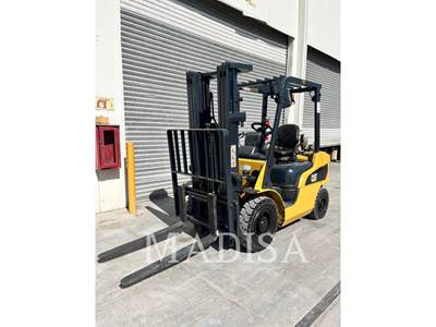 Caterpillar GP25N Forklift