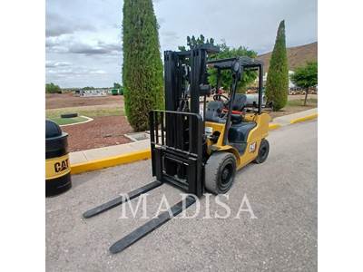 Caterpillar GP30N5-LE Forklift