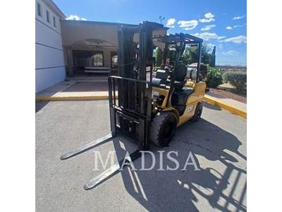 Caterpillar GP35N5-LE Forklift