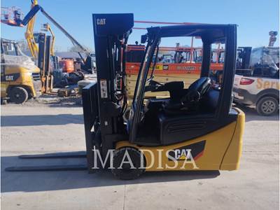 Jungheinrich 2ET4000 Forklift