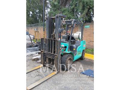 Mitsubishi FG30N-LP Forklift