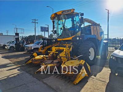 New Holland FR9060 Harvester