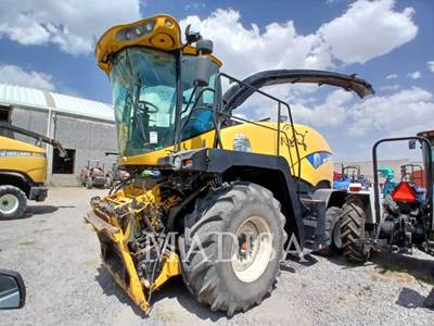 New Holland FR9060EF Harvester