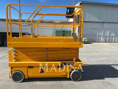 Haulotte Compact 12 Scissor Lift