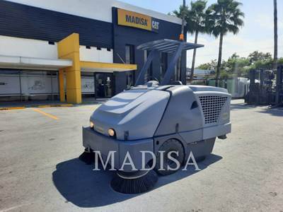 ADVANCE (NILFISK) SW8000 DG Sweeper