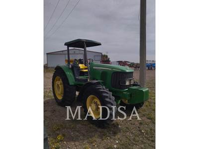 John Deere 6415 Tractor