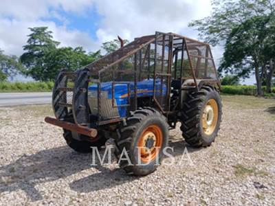 New Holland 6610 Tractor