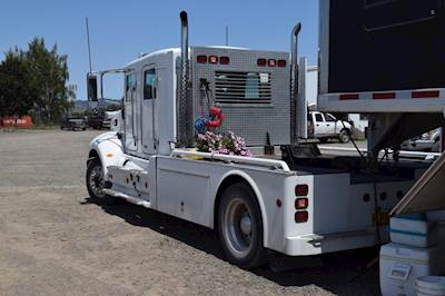 2005 Peterbilt 335 Schwalbe Crew Cab Conversion 2005 Cimarron 4