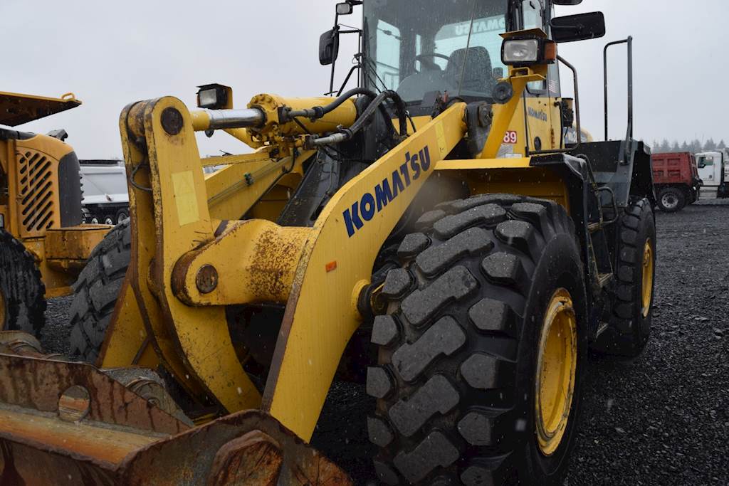 2002 Komatsu W3805 Wheel Loader with Bucket For Sale, 11,000 Hours
