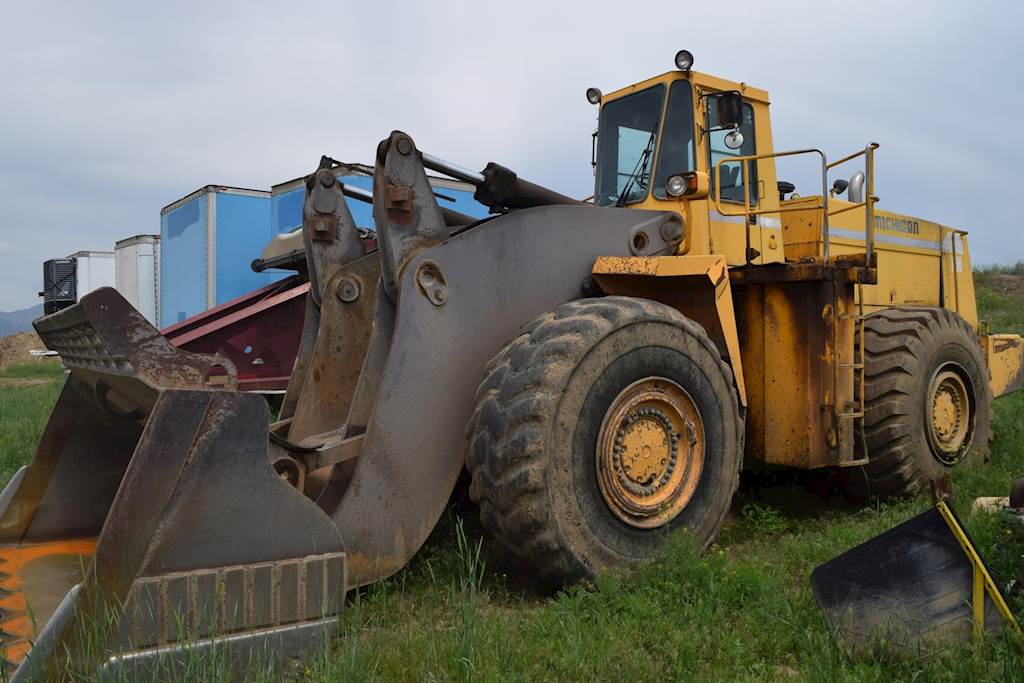 1994 Michigan L270B Wheel Loader For Sale, 12,404 Hours Prineville