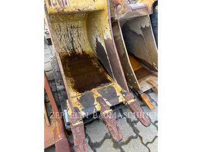 Caterpillar UTL650_OQ70_55 Bucket
