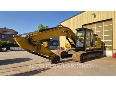 Caterpillar 320FL Excavator