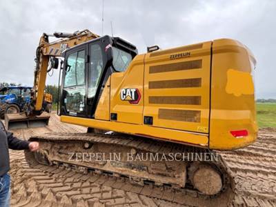Caterpillar 323 Excavator
