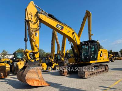 Caterpillar 330 Excavator