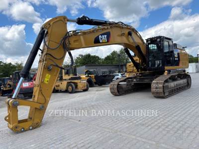 Caterpillar 352FL Excavator