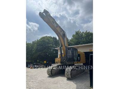 Caterpillar 374FL Excavator