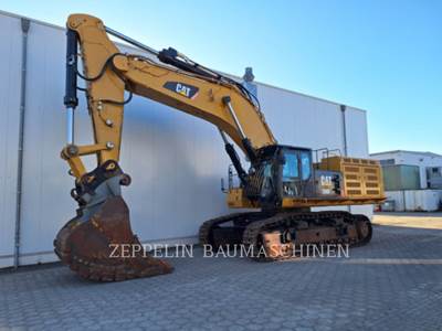 Caterpillar 390FL Excavator