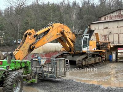 Liebherr R974B-LI Excavator