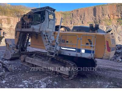 Liebherr R976 Excavator