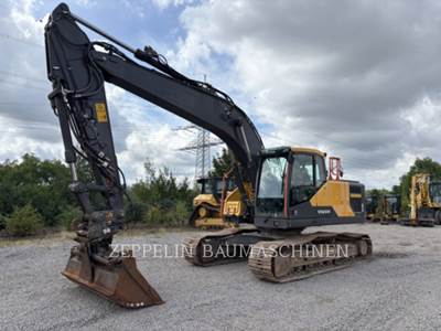 Volvo EC220E Excavator