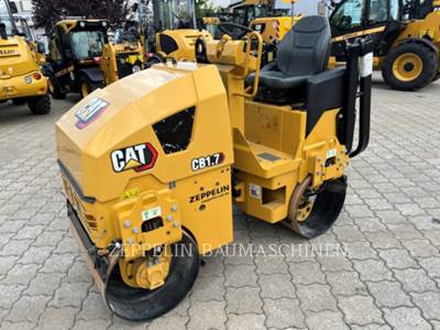 Caterpillar CB1.7 Tandem Vibratory Roller