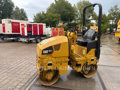 Caterpillar CB1.7 Tandem Vibratory Roller