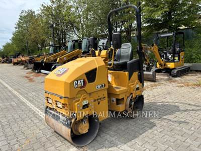 Caterpillar CB1.7 Tandem Vibratory Roller
