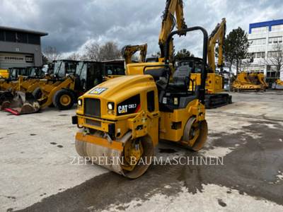 2021 Caterpillar CB2.7 Smooth Drum Roller Compactor For Sale, 655 Hours ...
