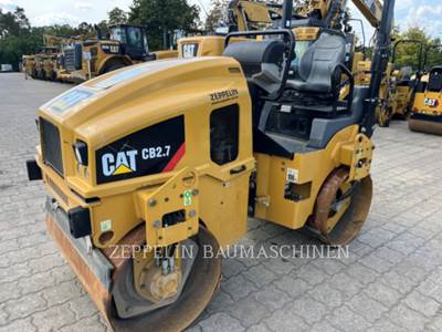 Caterpillar CB2.7 Smooth Drum Roller Compactor