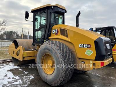 Caterpillar CS12GC Smooth Drum Roller Compactor
