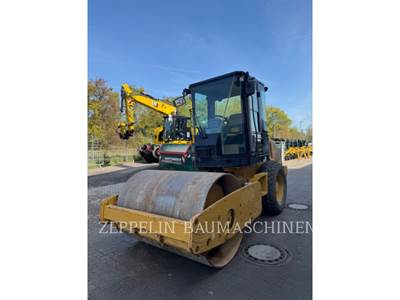 Caterpillar CS44 Vibratory Soil Compactor