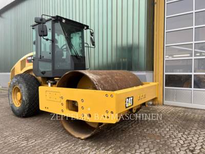 Caterpillar CS66B Smooth Drum Roller Compactor